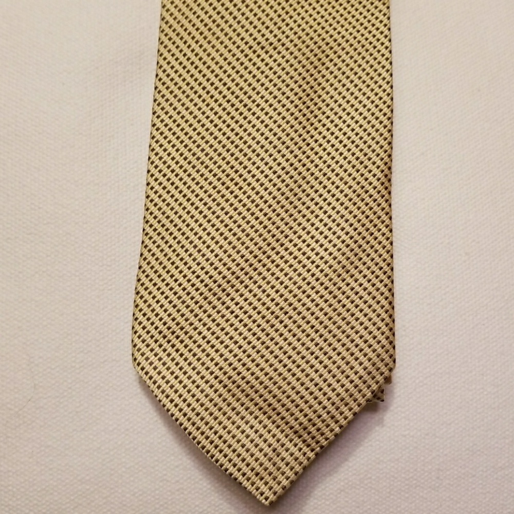 Tommy Hilfiger 100% Silk Tie
